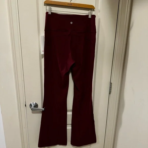 Lululemon Flare Pant Nulu BNWT! - Picture 11 of 11